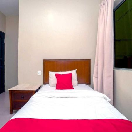 Hotel The Island Pekan Pangkor ภายนอก รูปภาพ