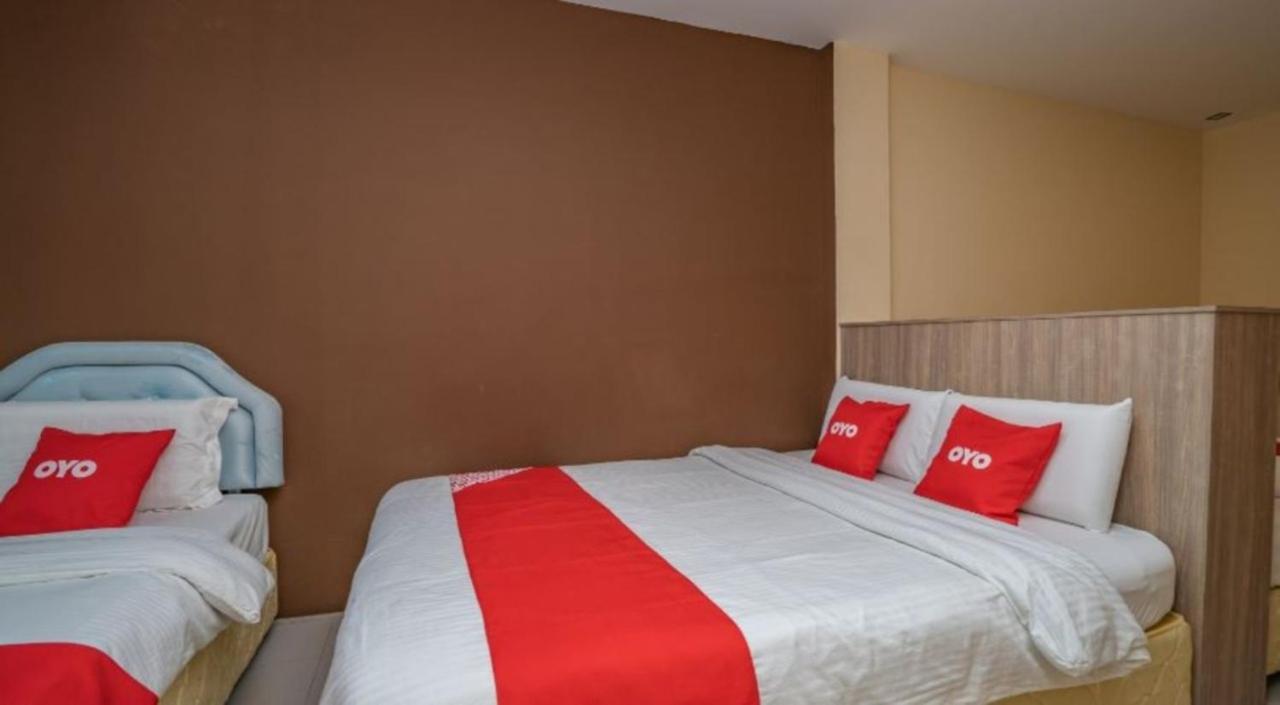Hotel The Island Pekan Pangkor ภายนอก รูปภาพ